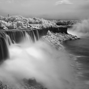 Niagara Veil modern image